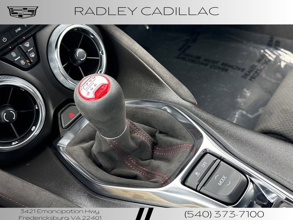 Used 2021 Chevrolet Camaro ZL1 RWD image 9