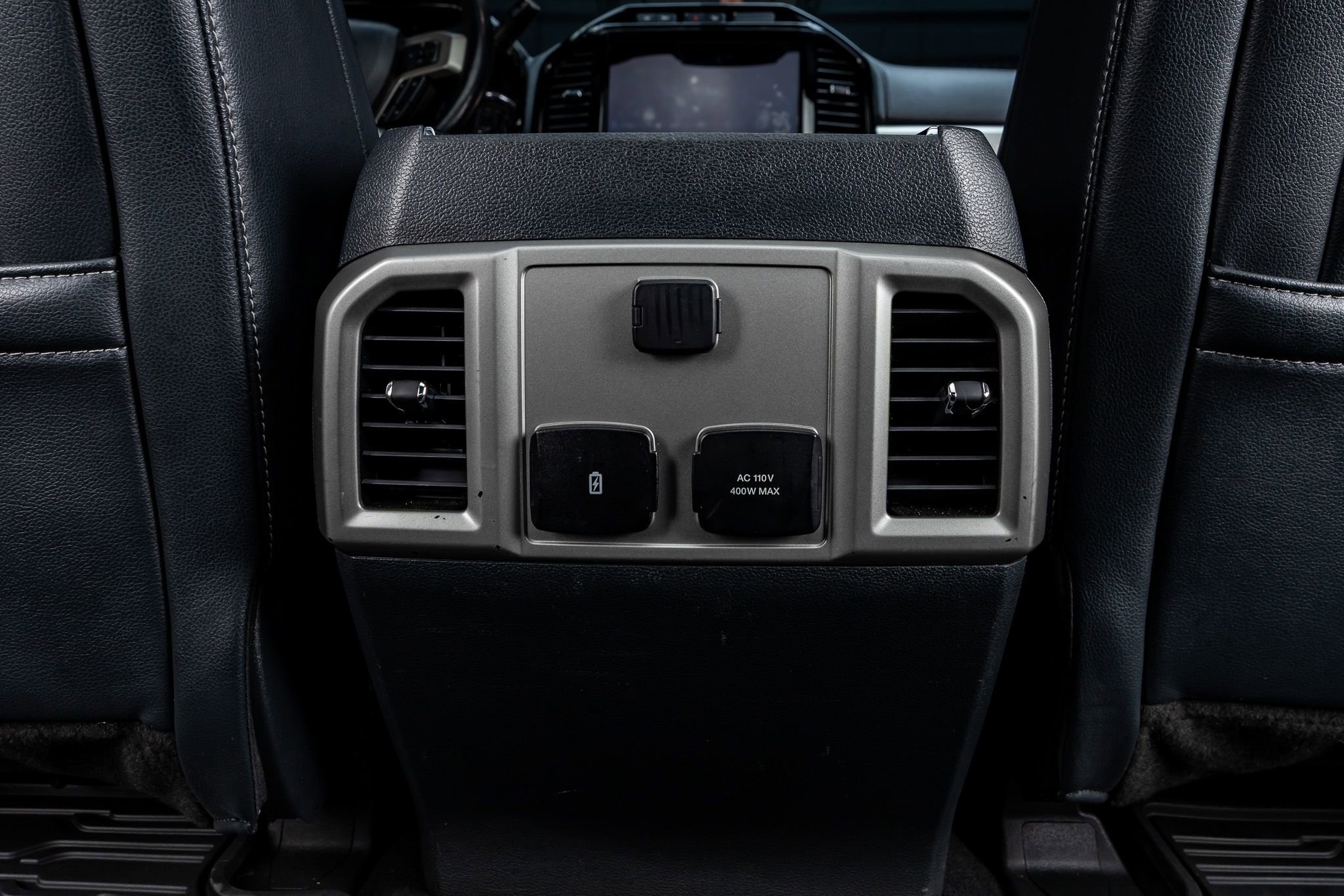 Used 2022 Ford F250 Lariat w/ Black Appearance Package image 32