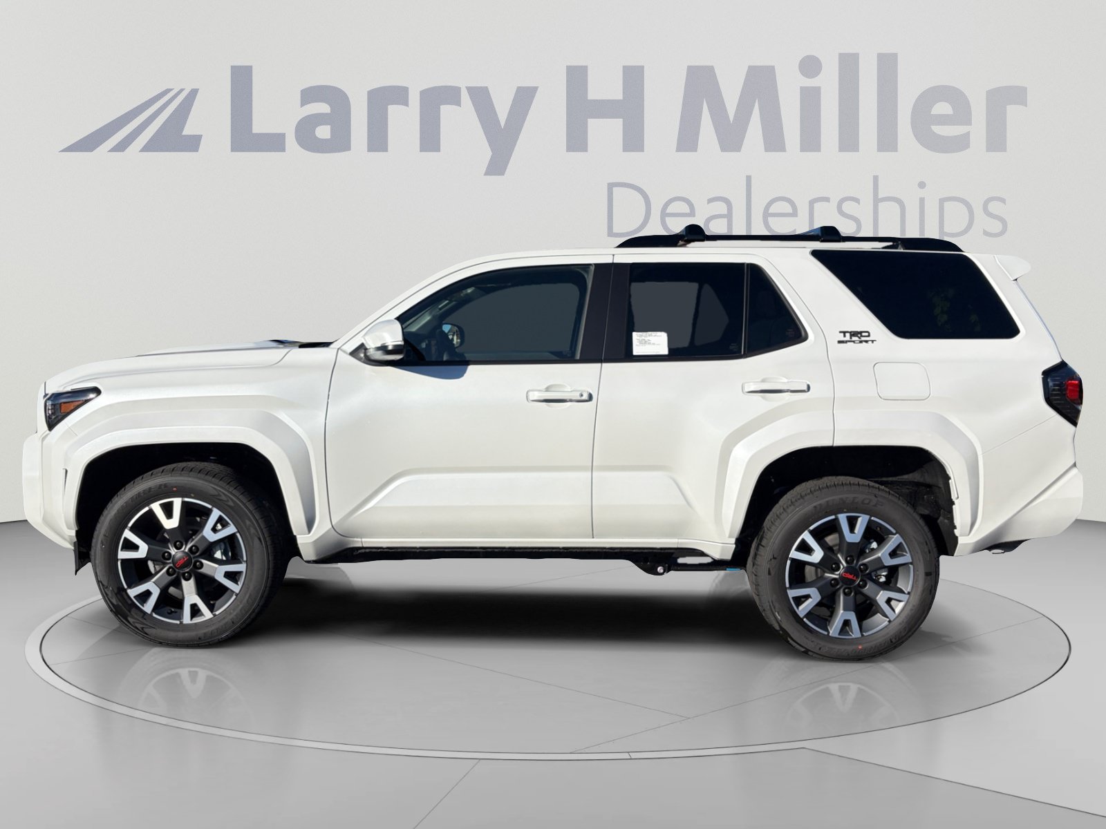 New 2026 Toyota 4Runner TRD Sport AWD/4WD image 2