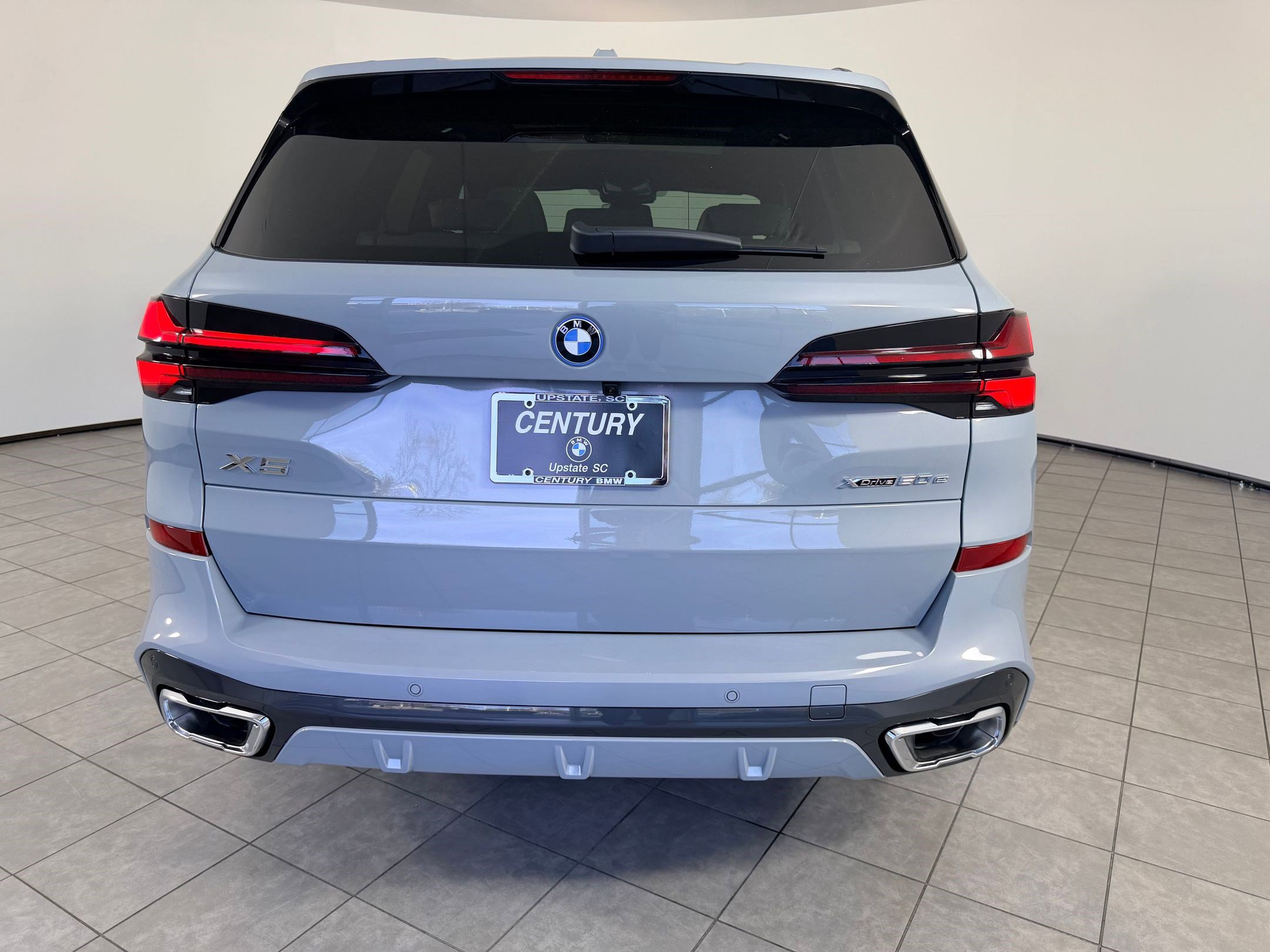 New 2026 BMW X5 xDrive50e w/ M Sport Package AWD/4WD image 10