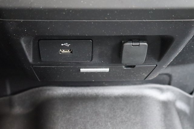 Used 2017 Ford F150 XL w/ Equipment Group 101A Mid image 10