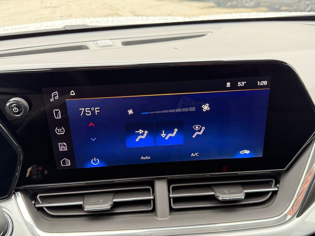 New 2026 Chevrolet Trax LT w/ Sunroof Package image 16