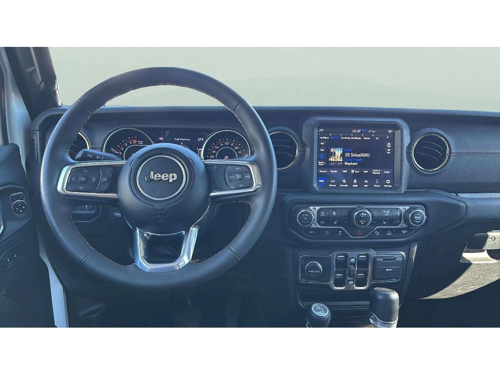 Used 2023 Jeep Gladiator Overland image 13