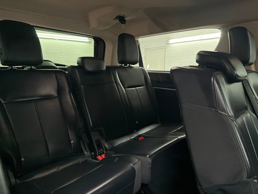 Certified 2024 Ford Expedition Max XLT image 32