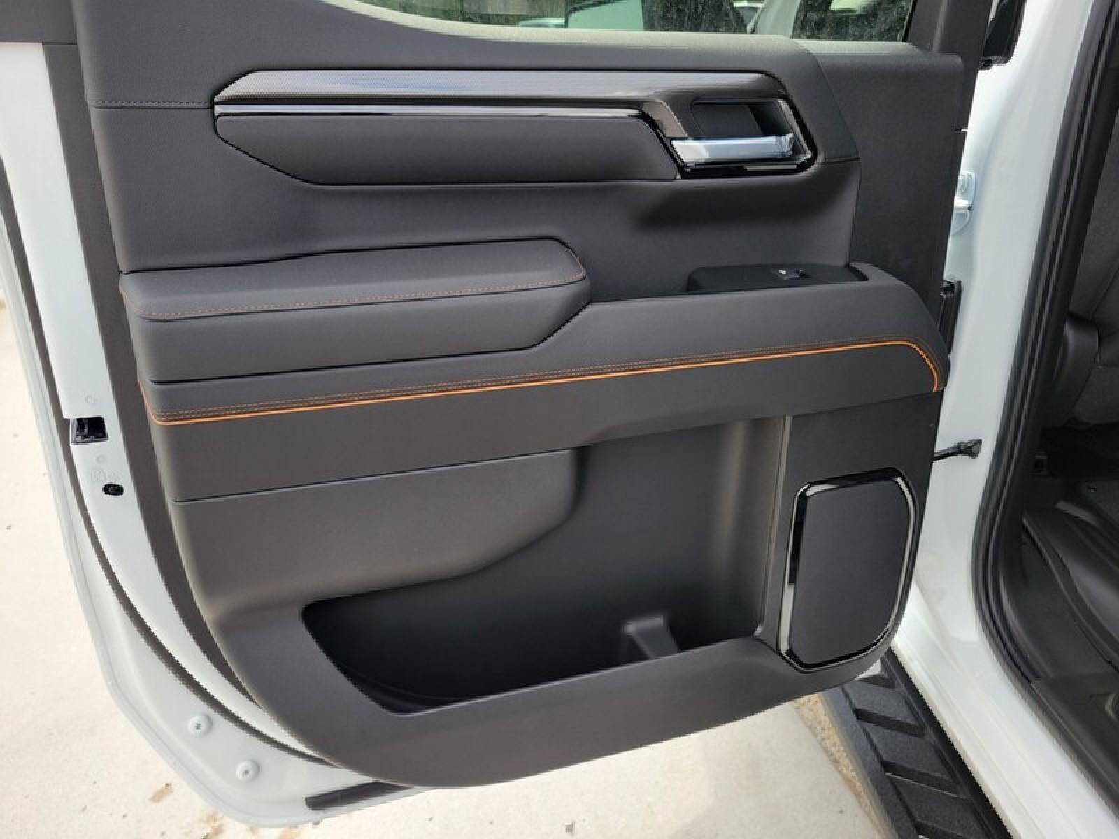 New 2026 GMC Sierra 1500 AT4 w/ AT4 Premium Package AWD/4WD image 30