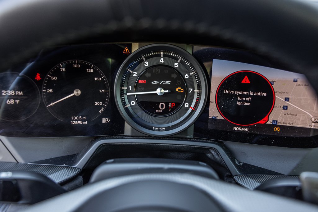 Certified 2024 Porsche 911 Carrera GTS RWD image 17