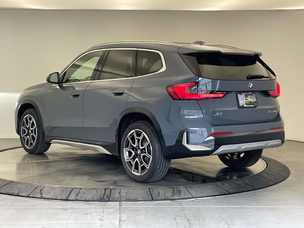 New 2027 BMW X1 xDrive28i w/ Convenience Package AWD/4WD image 3