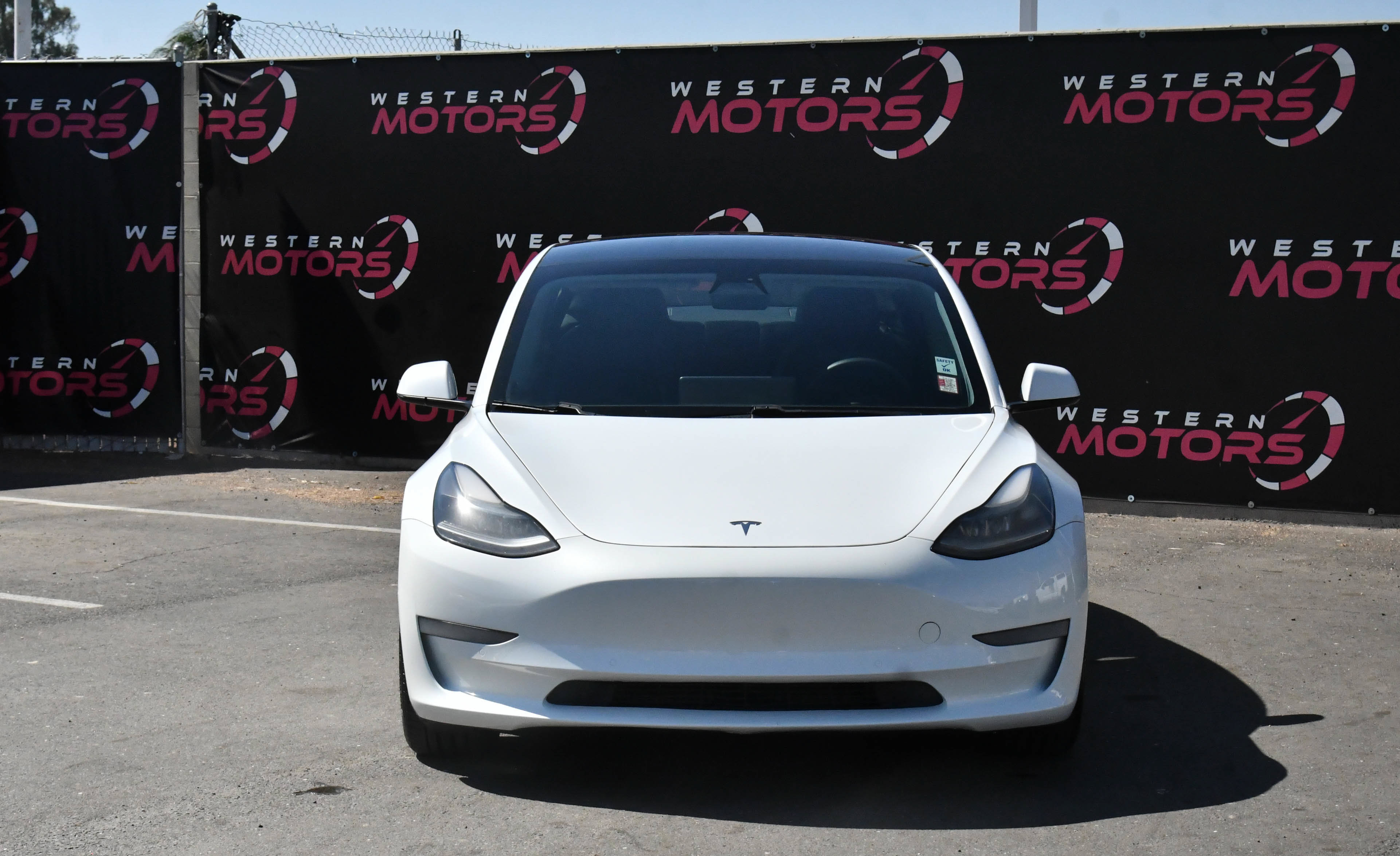 Used 2021 Tesla Model 3 Standard Range Plus RWD image 2