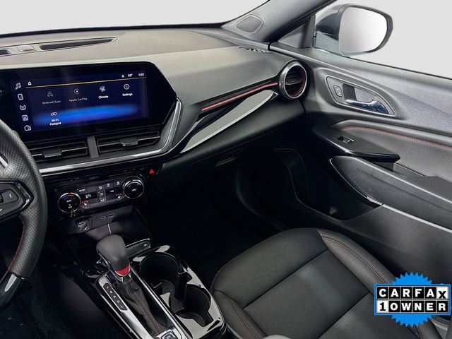 Used 2025 Chevrolet Trax RS w/ Driver Confidence Package FWD image 22
