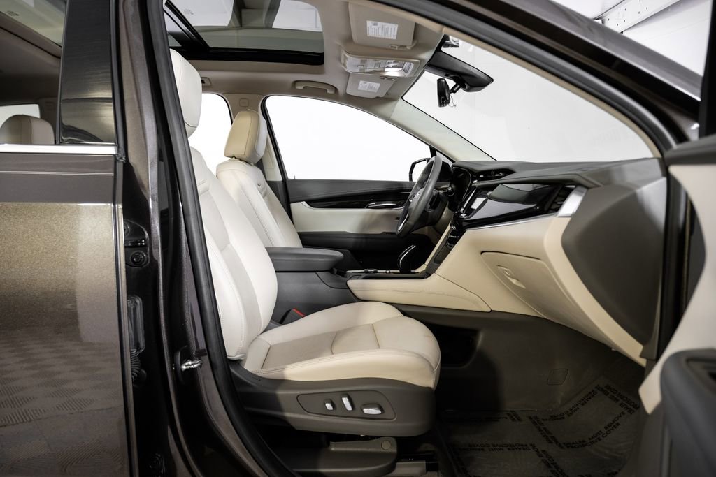 Used 2020 Cadillac XT6 Premium Luxury image 35