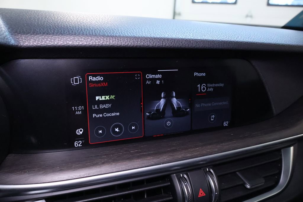 Used 2021 Alfa Romeo Stelvio Ti image 31