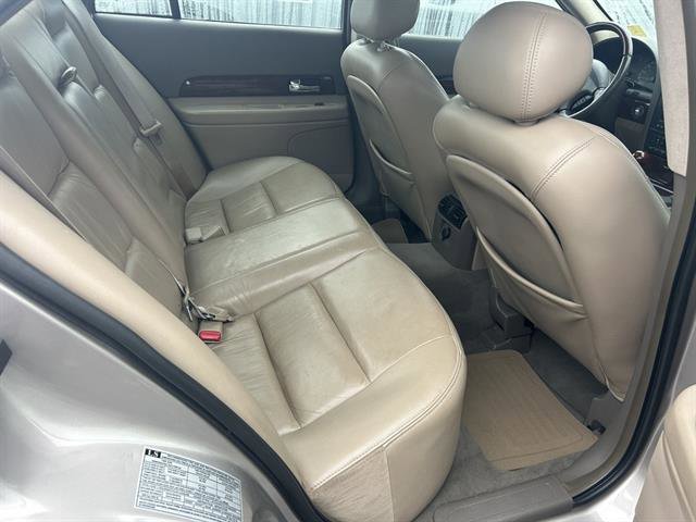 Used 2001 Lincoln LS image 18