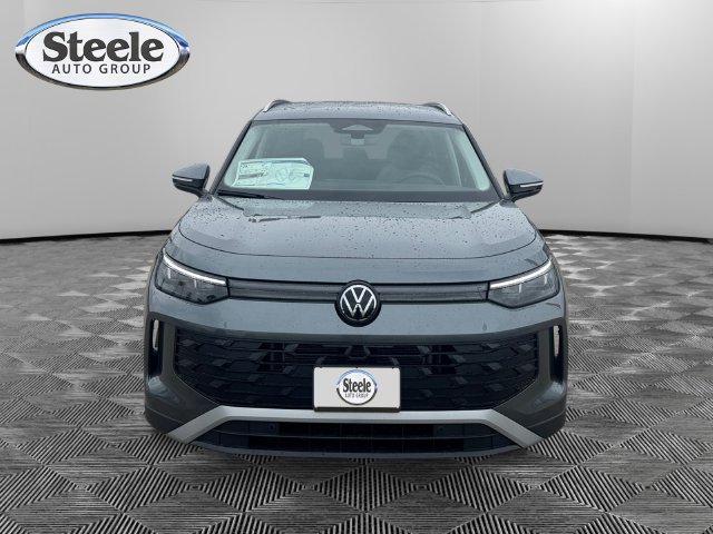 New 2026 Volkswagen Tiguan S FWD image 8