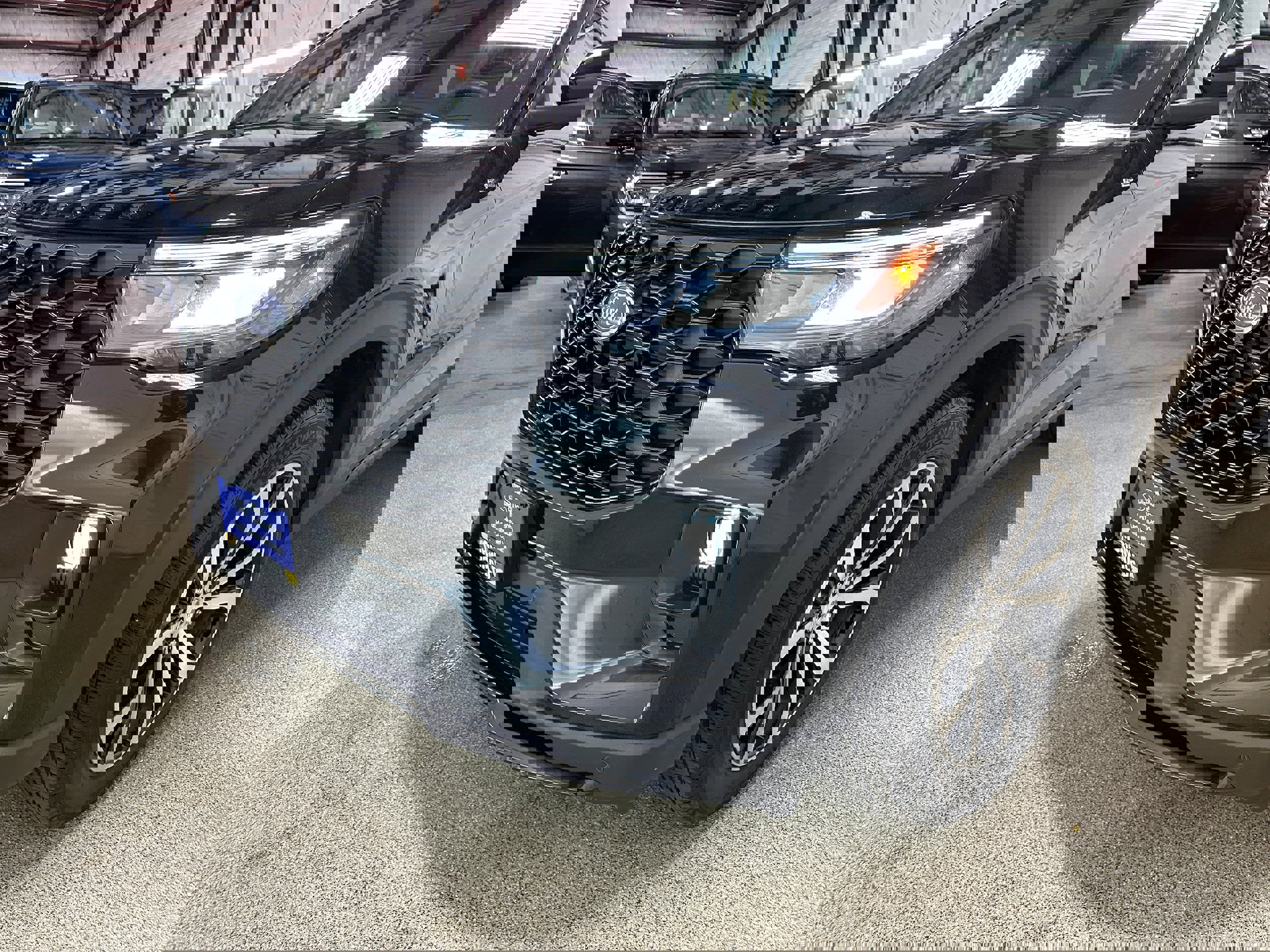 Certified 2025 Ford Explorer ST-Line image 32