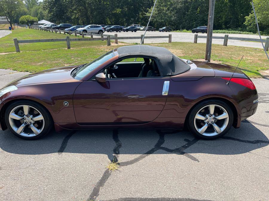 Used 2006 Nissan 350Z Touring image 12