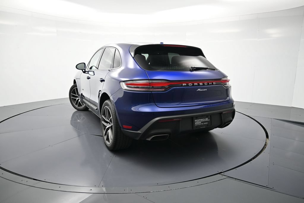 Certified 2023 Porsche Macan AWD/4WD image 34