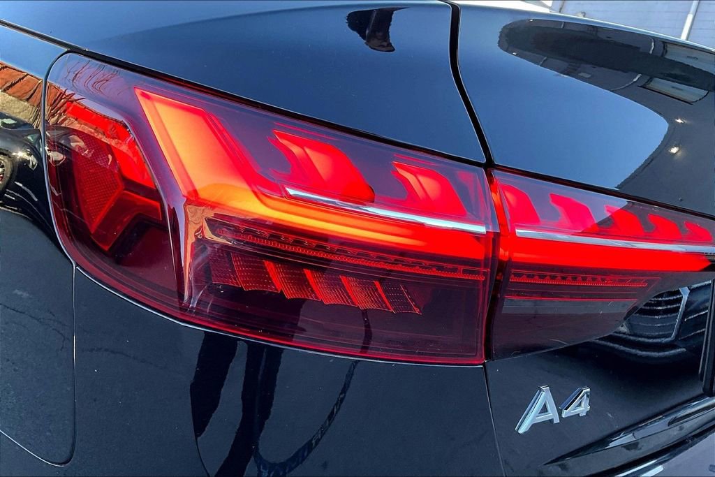 Used 2023 Audi A4 2.0T Premium image 23