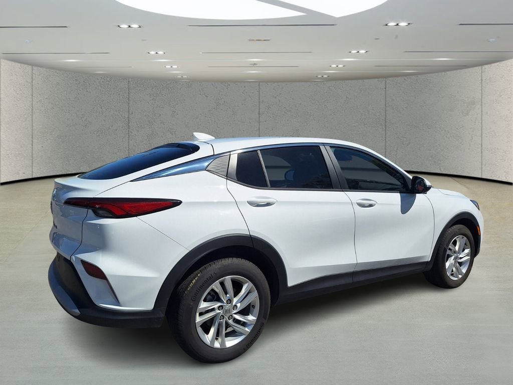 Used 2025 Buick Envista Preferred image 4