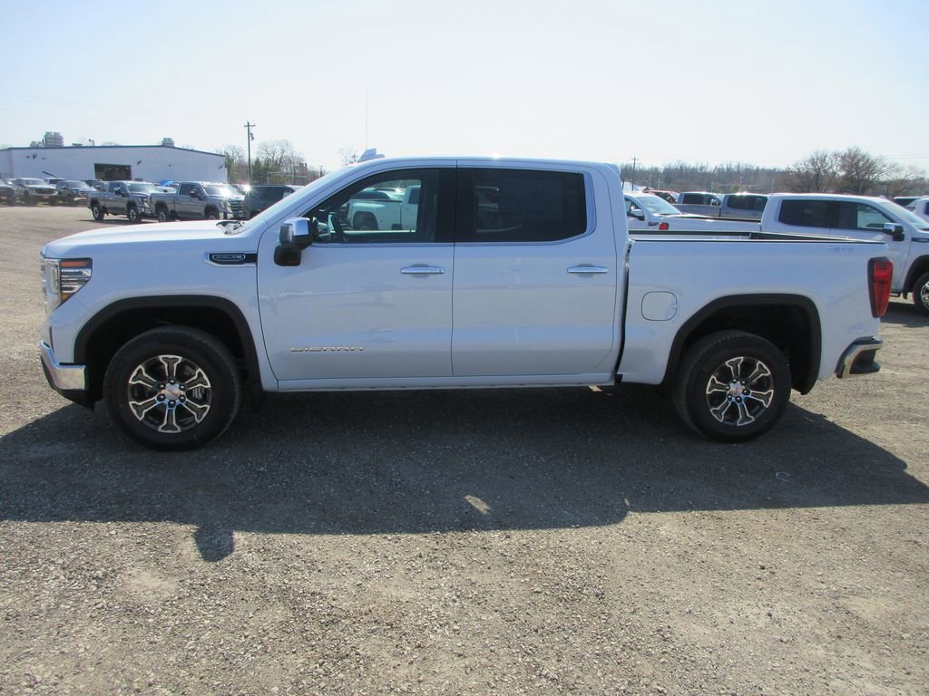 New 2026 GMC Sierra 1500 SLT image 9