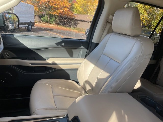 Certified 2024 Ford Expedition Max XLT image 45