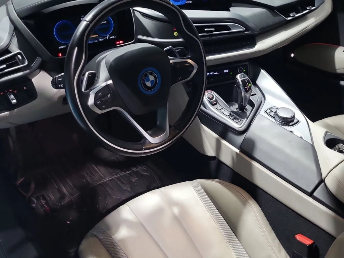 Used 2016 BMW i8 AWD/4WD image 4