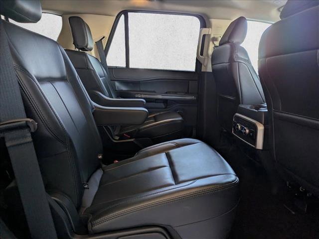 Used 2023 Ford Expedition XLT image 29