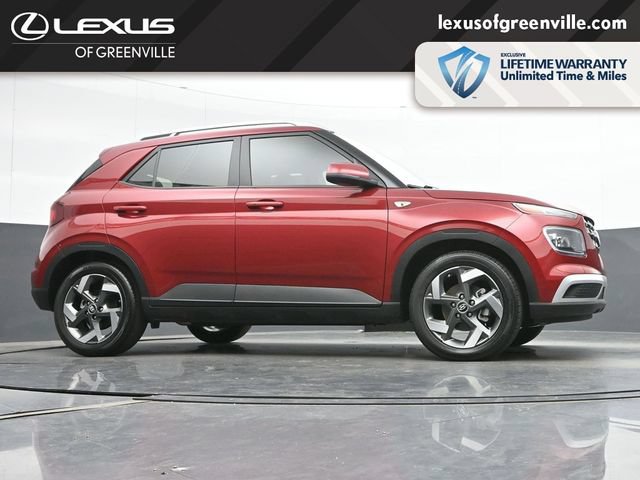 Used 2024 Hyundai Venue Limited FWD image 34