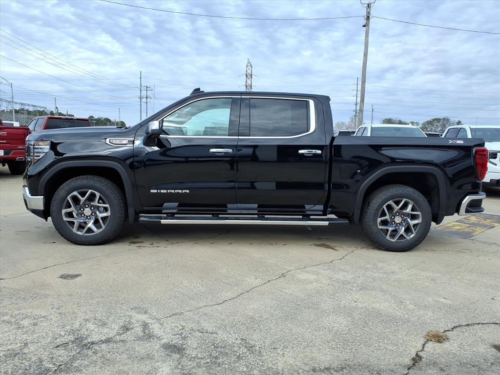 New 2026 GMC Sierra 1500 SLT w/ SLT Premium Package image 4