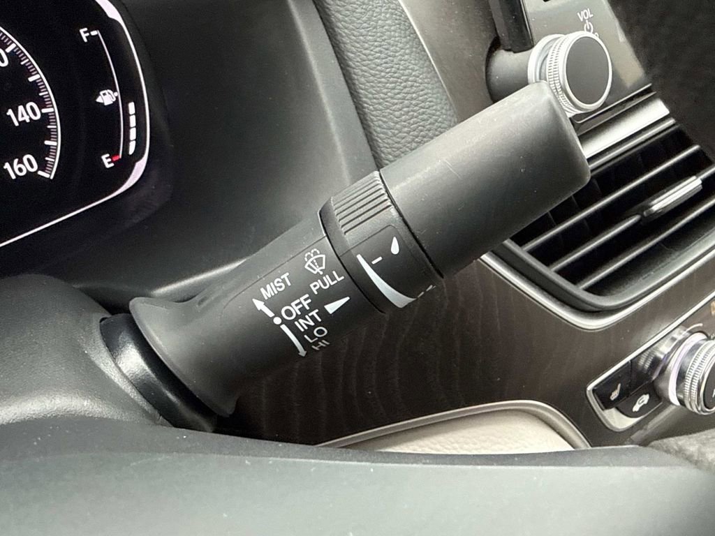 Used 2019 Honda Accord EX image 21