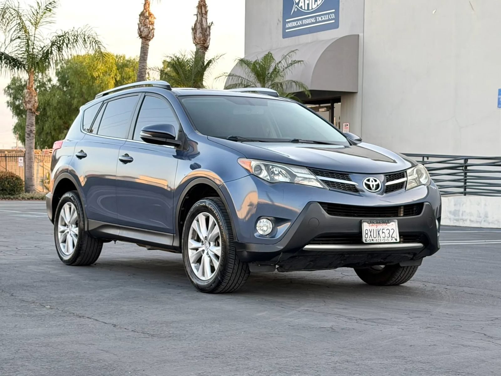 Used 2013 Toyota RAV4 Limited FWD image 2