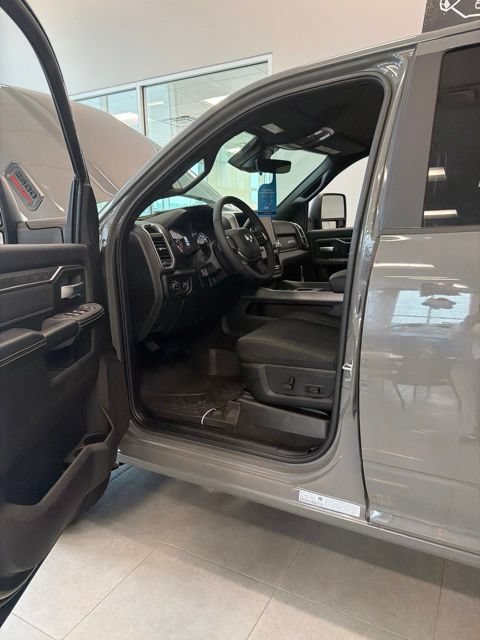 New 2026 RAM 2500 Big Horn AWD/4WD image 6