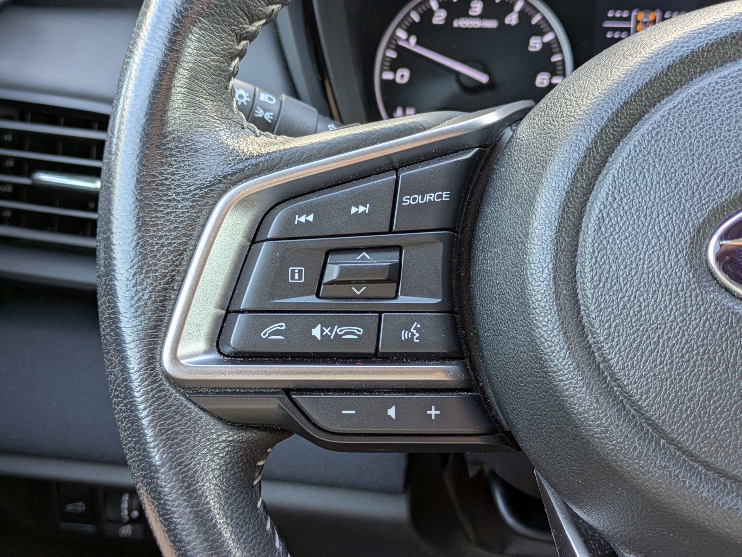 Used 2023 Subaru Outback Premium image 45