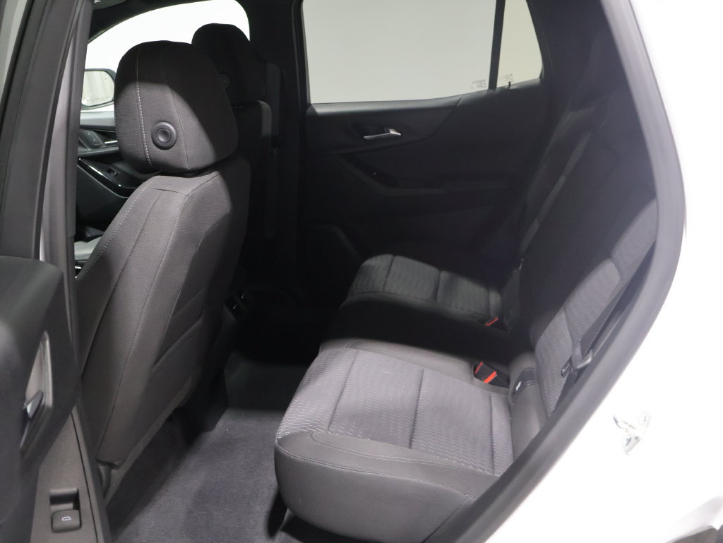 Used 2026 Chevrolet Equinox LT AWD/4WD image 18