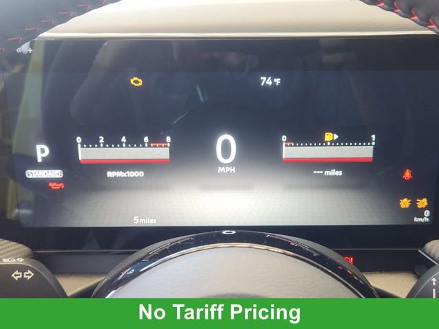 New 2025 Nissan Kicks SR FWD image 12