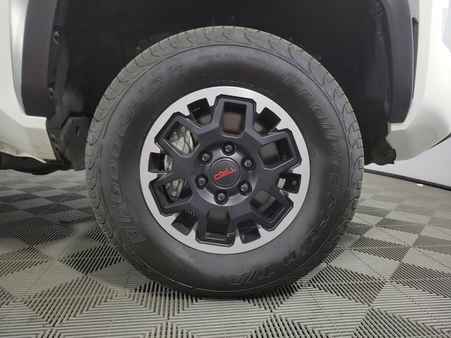 Used 2024 Toyota Tacoma TRD Off-Road image 11