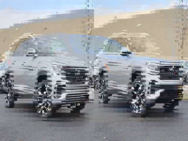 New 2026 Volkswagen Atlas SEL Premium R-Line image 2