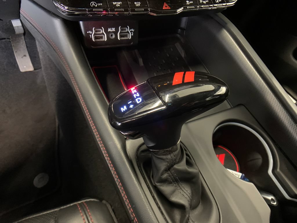 Used 2025 Dodge Durango GT AWD/4WD image 23