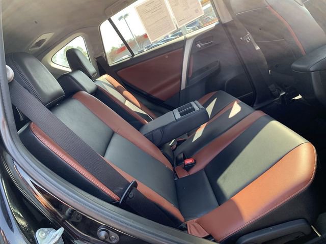 Used 2015 Toyota RAV4 Limited image 12