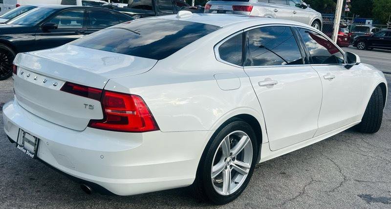 Used 2019 Volvo S90 T5 Momentum image 7