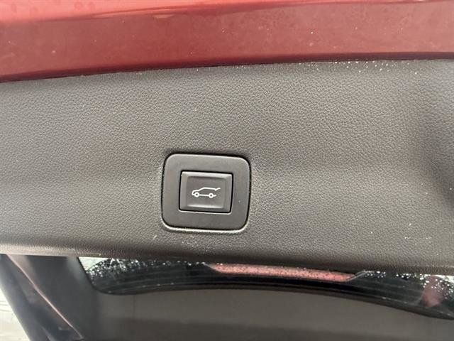 Used 2023 Chevrolet TrailBlazer RS w/ Sun and Liftgate Package image 24