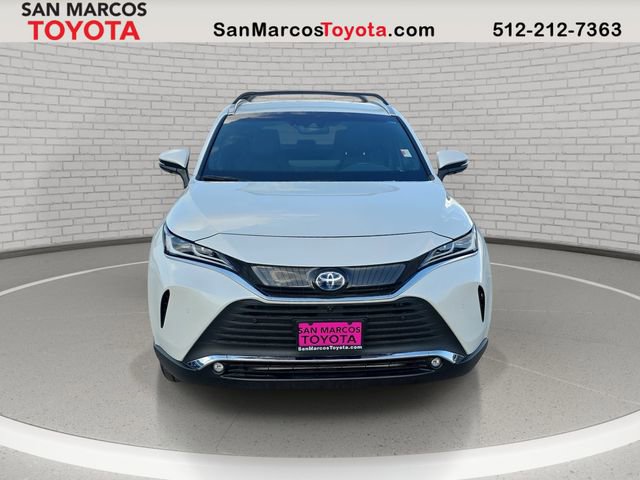 Used 2024 Toyota Venza Limited image 2