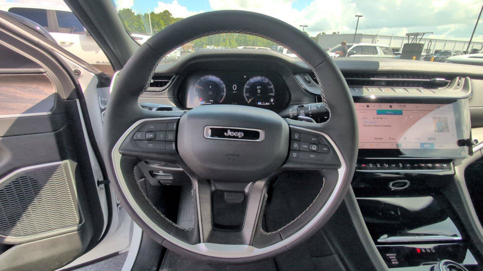 New 2026 Jeep Grand Cherokee L Limited AWD/4WD image 28