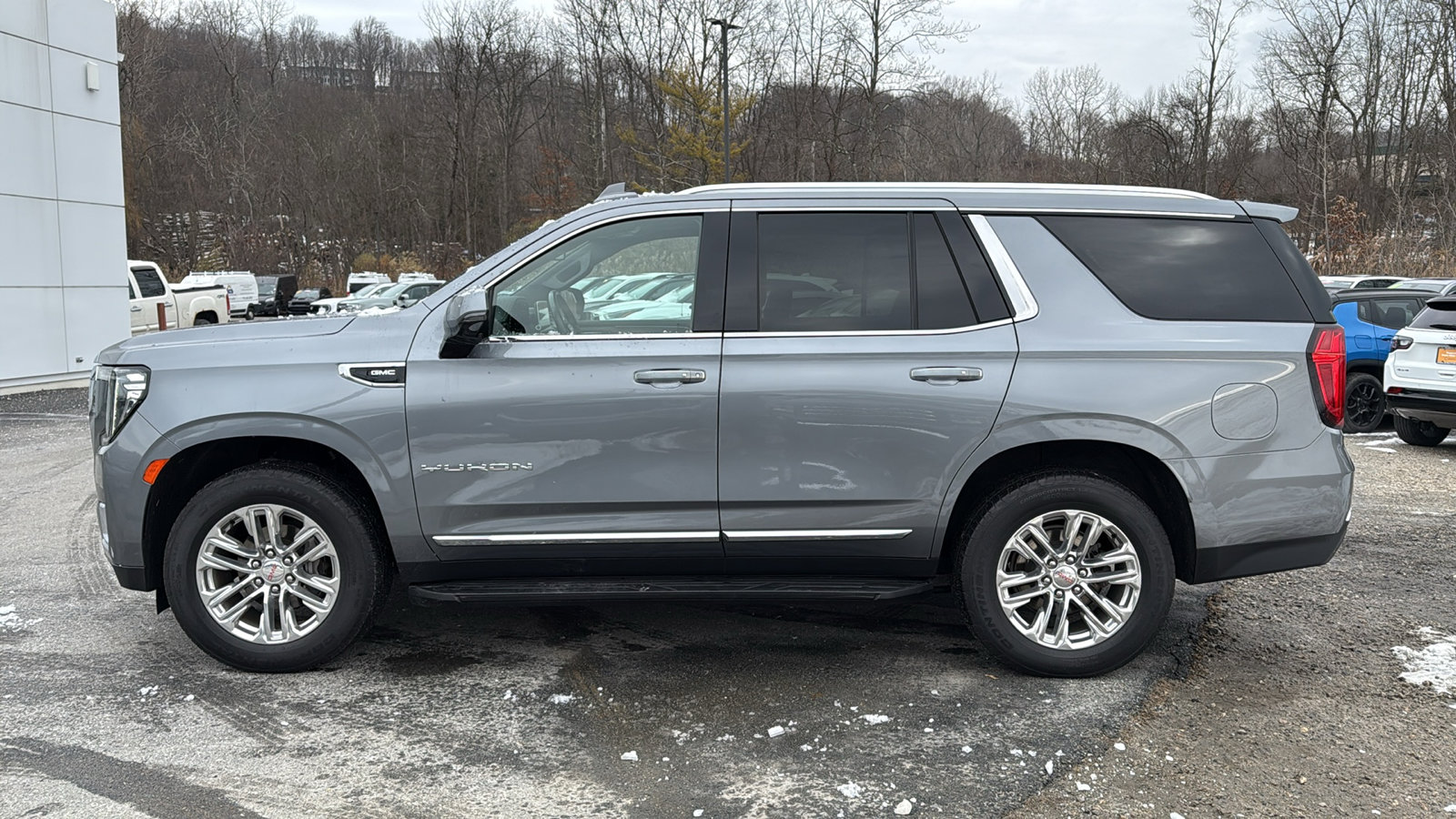 Certified 2022 GMC Yukon SLT w/ SLT Premium Package image 7