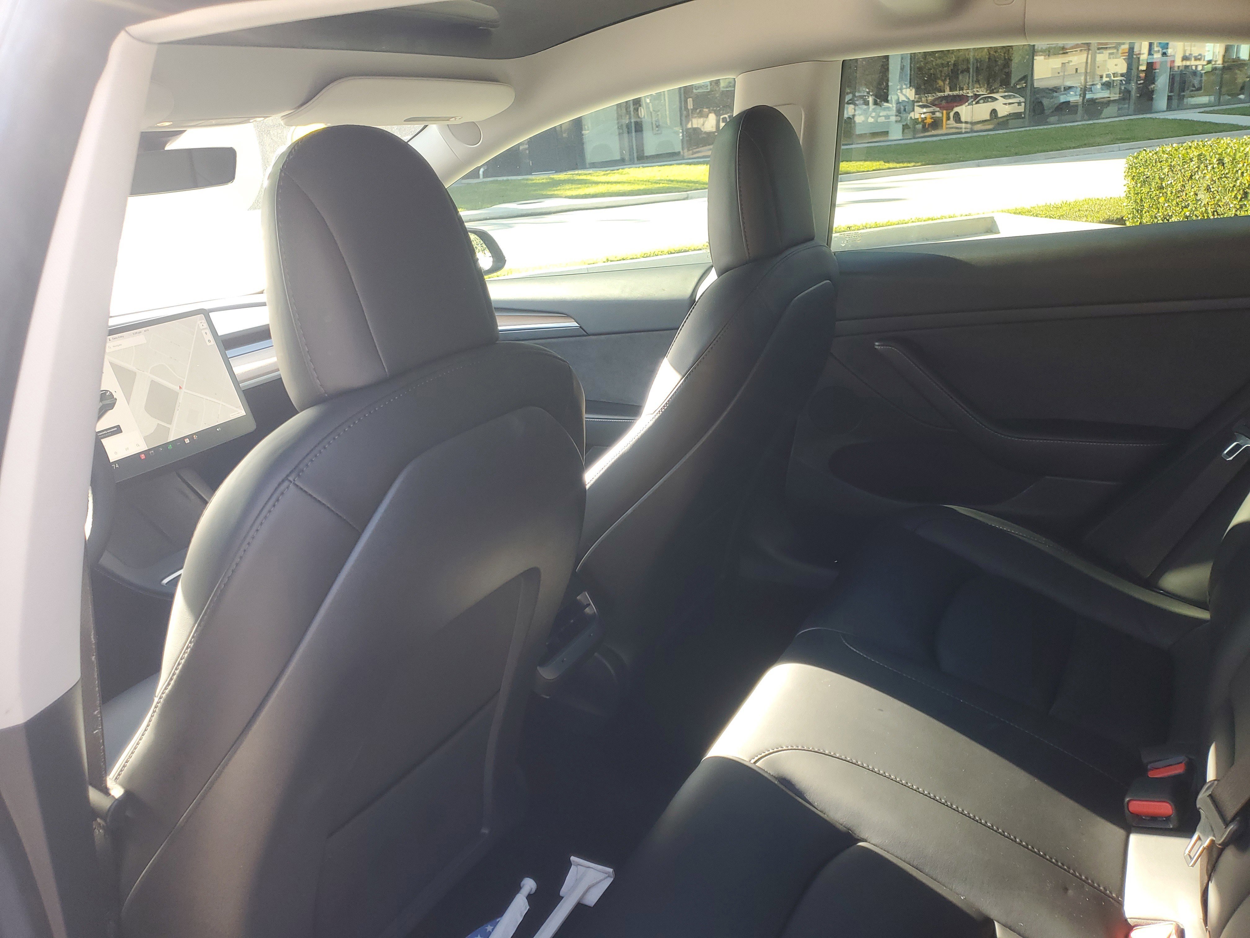 Used 2021 Tesla Model 3 Standard Range Plus image 16