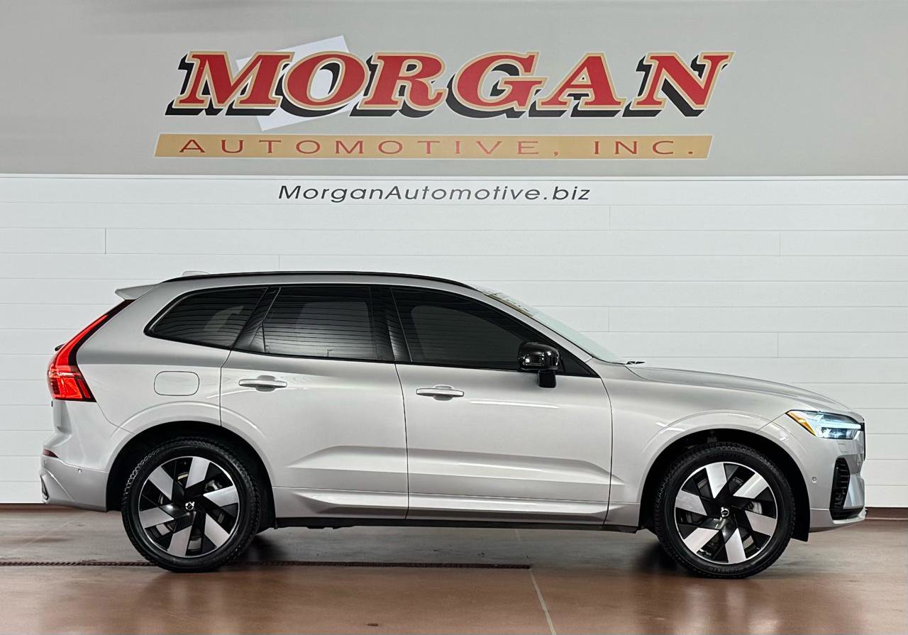 Used 2023 Volvo XC60 T8 Plus w/ Climate Package image 2