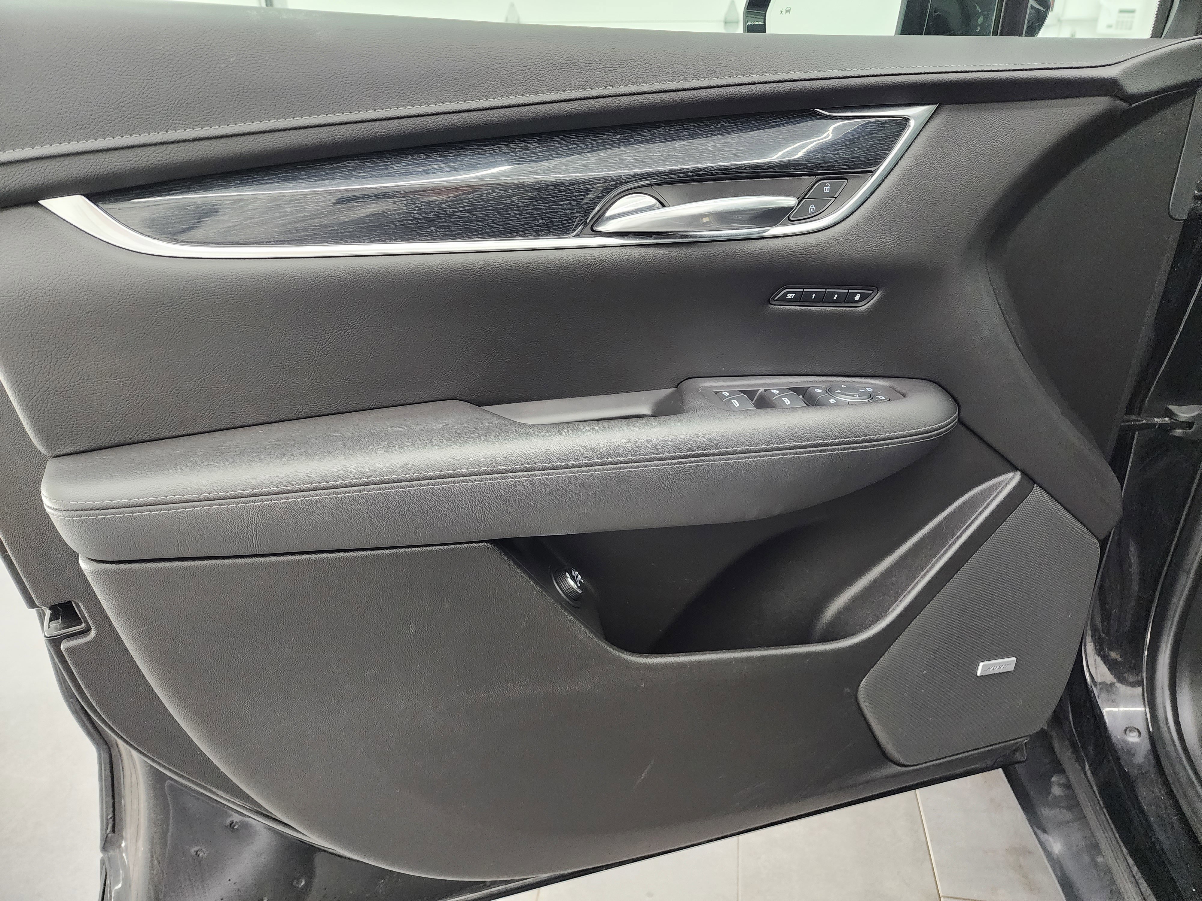 Used 2020 Cadillac XT5 Premium Luxury image 38