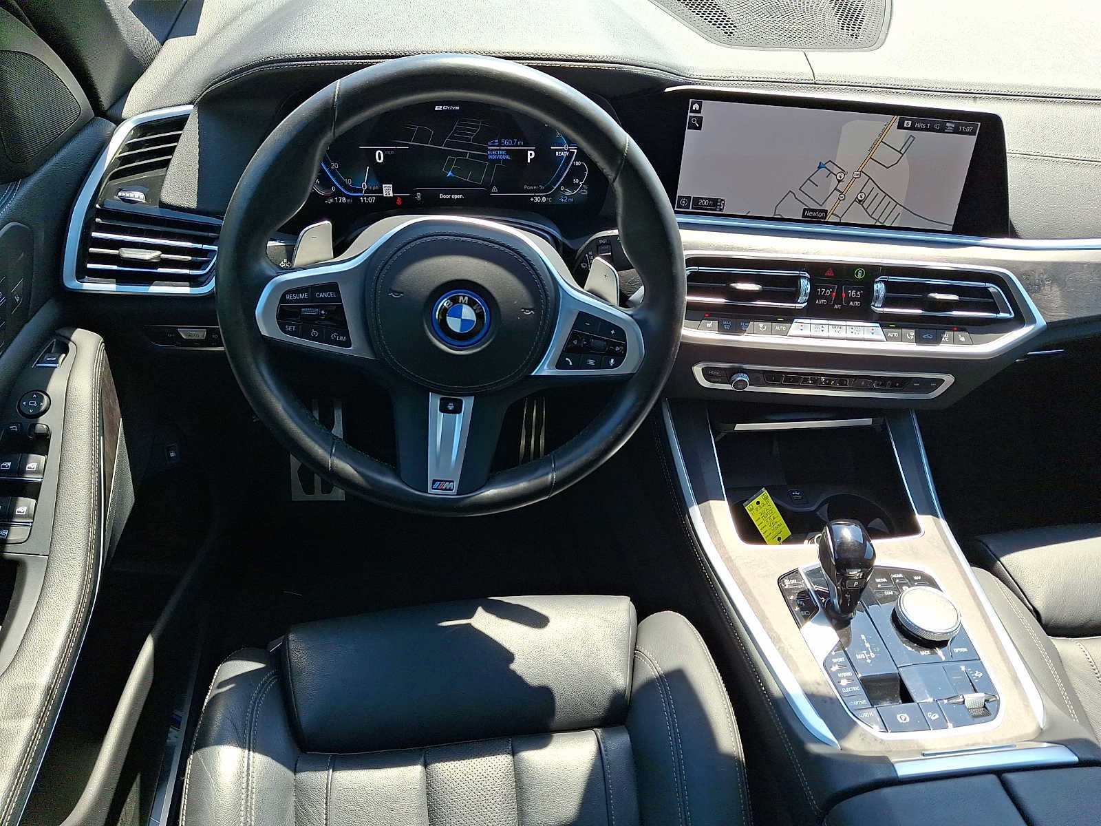 Used 2022 BMW X5 xDrive45e w/ M Sport Package AWD/4WD image 11