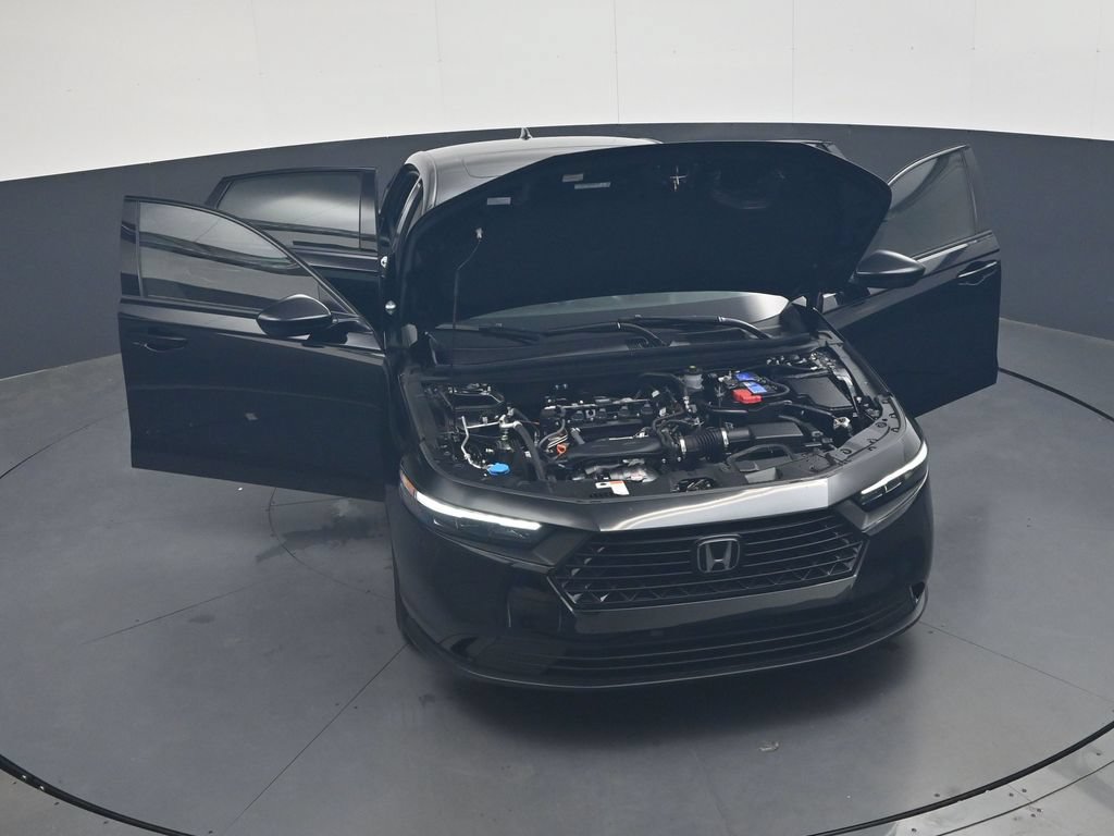 Certified 2025 Honda Accord SE image 36