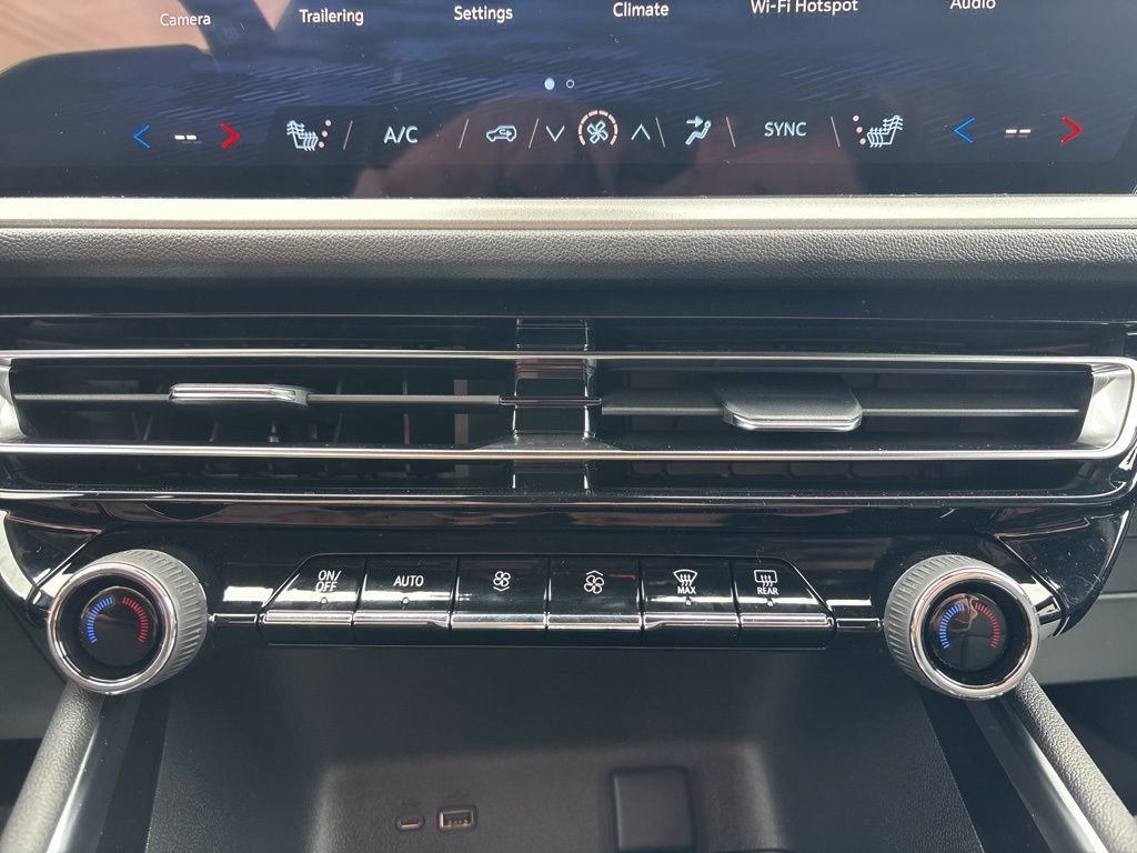 New 2026 Chevrolet Traverse LT image 19