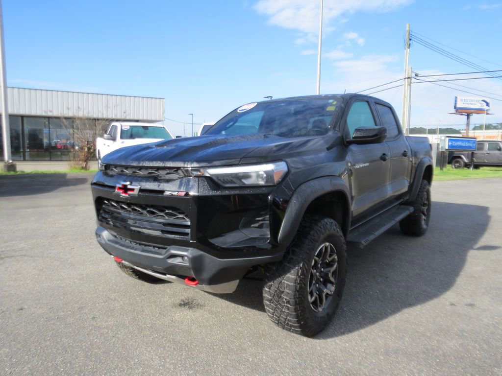 Certified 2023 Chevrolet Colorado ZR2 w/ ZR2 Convenience Package III image 5